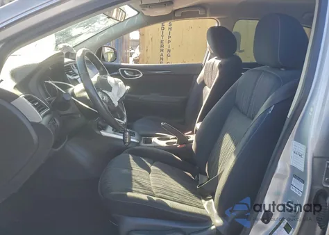 2016 Nissan Sentra S z USA, uszkodzony, nr VIN 3N1AB7AP9GL642283